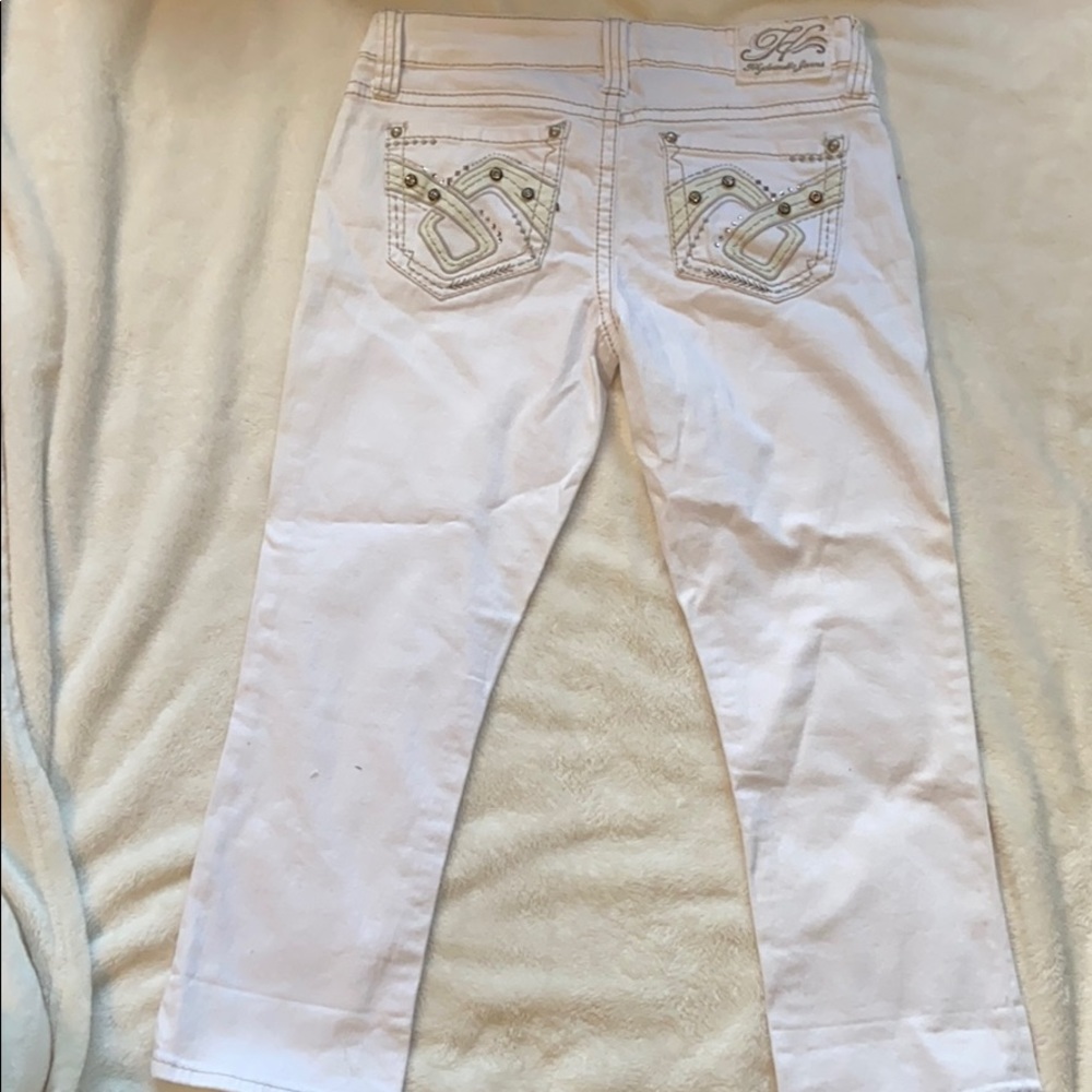 Capris - Picture 2 of 4